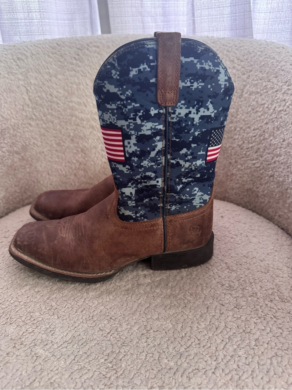 Ariat Kids Patriot Western Boots USA Flag Blue Camo Brown Leather Youth Size 4